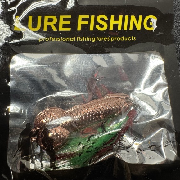 Fishing‎ Lure Fun Prank - Picture 1 of 2